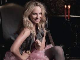 candice_accola_candice1_zeusbox_d072011-t2